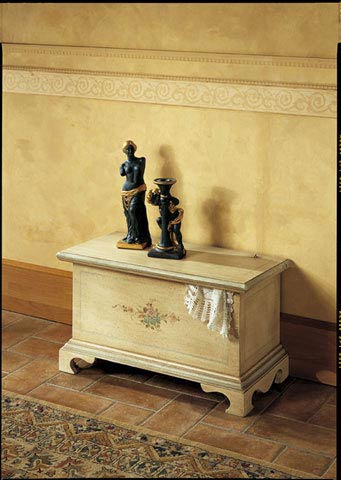 Cassapanca arte povera laccato