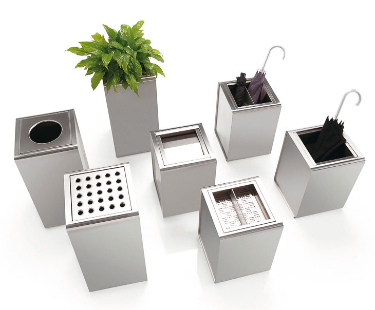 Cestino, portaombrelli, vaso e posacenere