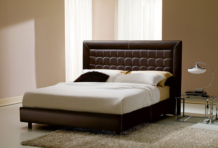 Letto classico imbottito Giellebimod. Amleto
