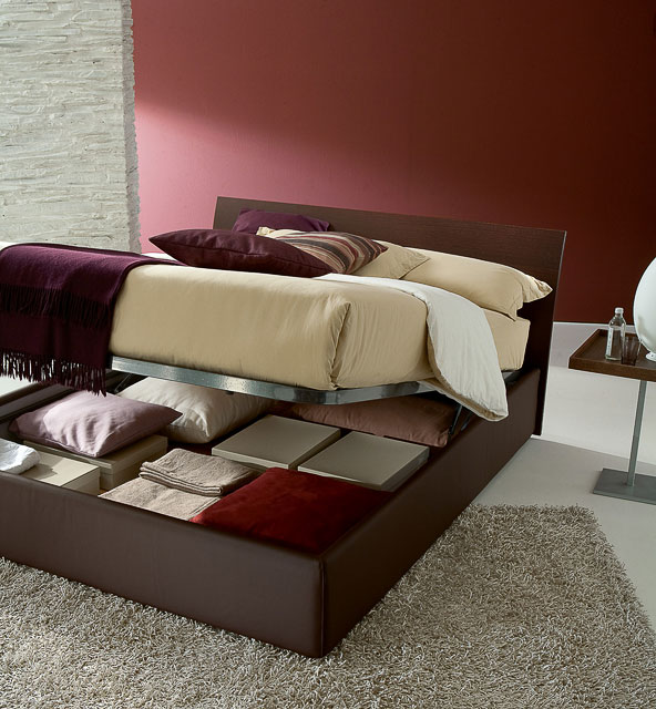 Letto moderno imbottito Giellebimod. Marte