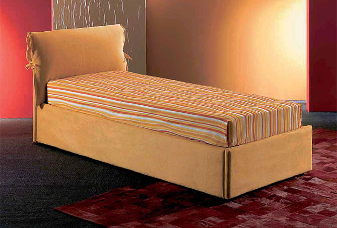 Letto moderno imbottito Giellebimod. Pisolo