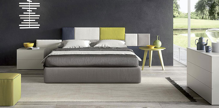 LINE CON BOISERIE PENTAGRAMMA E TURCA OVER Spagnol