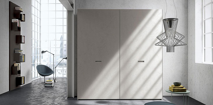 Armadio con anta complanare Spagnol