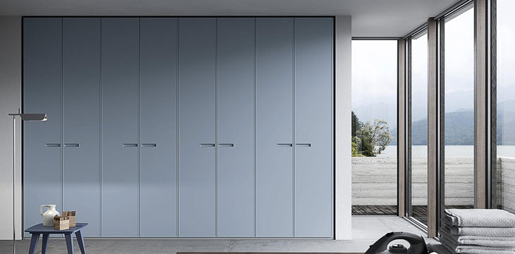 Armadio battente con profilo sottile Spagnol Mod. Telaino T1