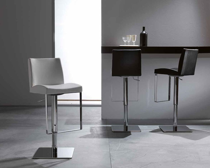 Sgabello Maxim #1