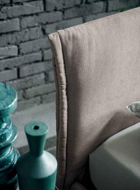 Letti imbottiti Rigo Mod. DENG #4 