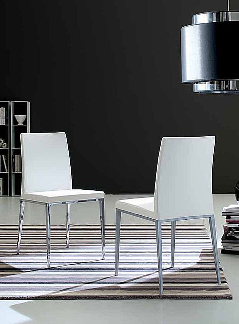 Poltroncina Giellebi modello Primula