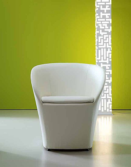 Poltroncina Giellebi modello Ciclamino
