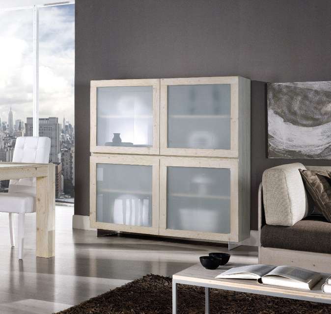 Vetrina in legno