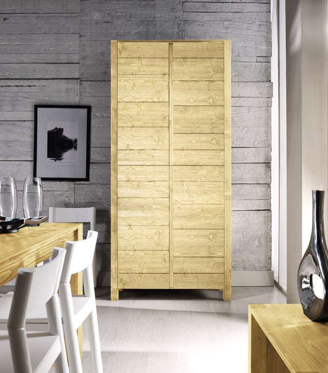 Armadio dispensa in legno