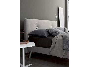 Testata letto Arturo Spagnol