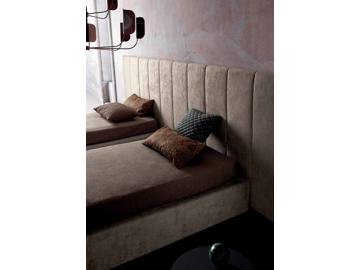 Letti imbottiti Rigo Mod. BOISERIE RIGA #2 