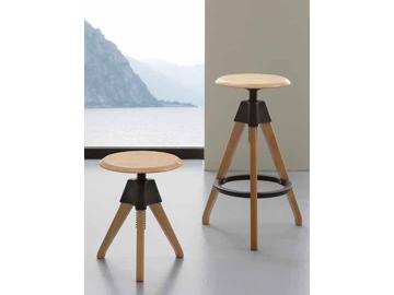 Sgabello Mod. GIOTTO