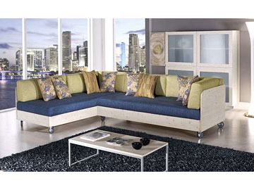 Divano con struttura in legno spalla sinistra