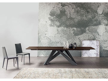 Tavolo Modello Big Table e Sedia Filly Up