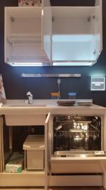 CUCINA LUBE modello BRAVA laccata bianco assoluto 