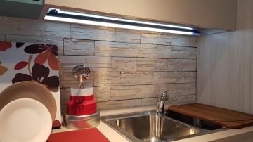 Luce a LED integrata nello scolapiatti